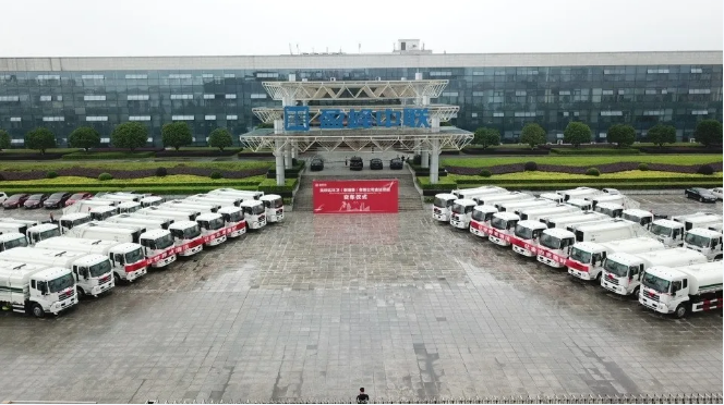 今年會環境批量環衛裝備發往柬埔寨，助力“一帶一路”建設