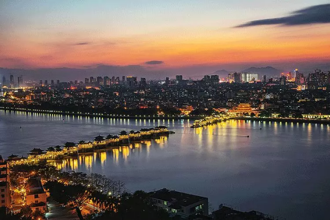 4706.2萬！今年會環境高質量垃圾轉運類設備助力潮州打造城市新面貌